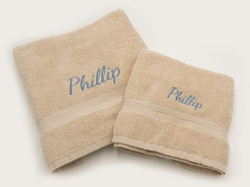 Zweiteiliges Handtuch-Set mit Namensstickerei